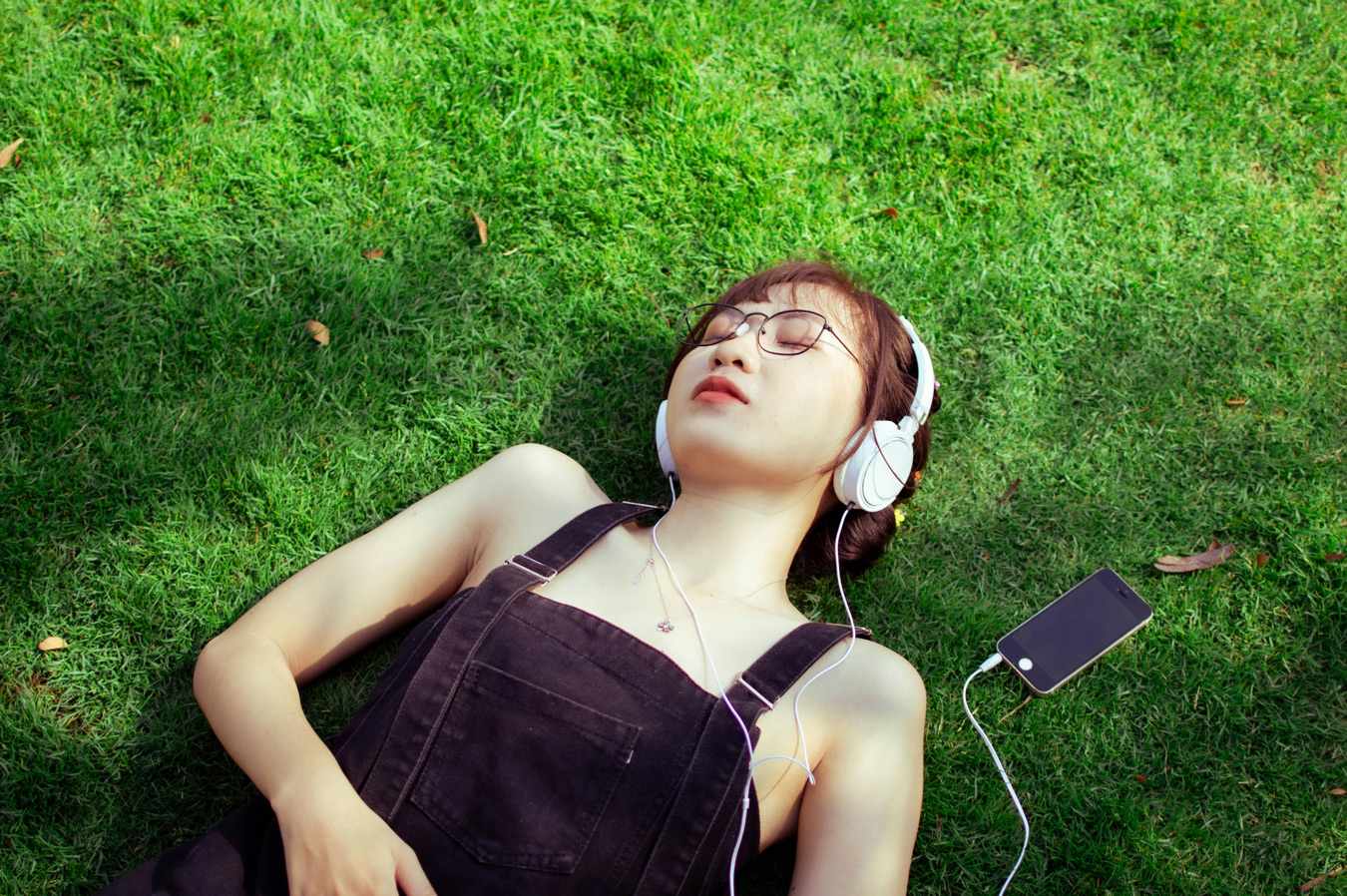 4 Architecture and Design Podcasts to Unlock Fresh Ideas in Your Visual Arts Practice