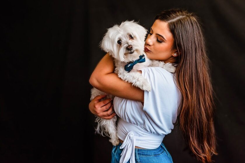 Making money with indoor studio photography sessions.